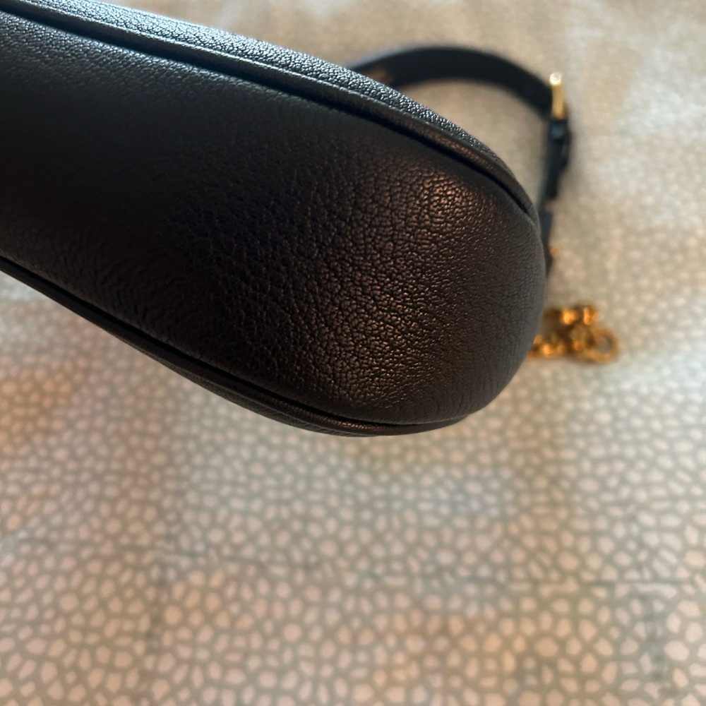 Gucci Black Leather Shoulder Bag - Picture 5 of 7
